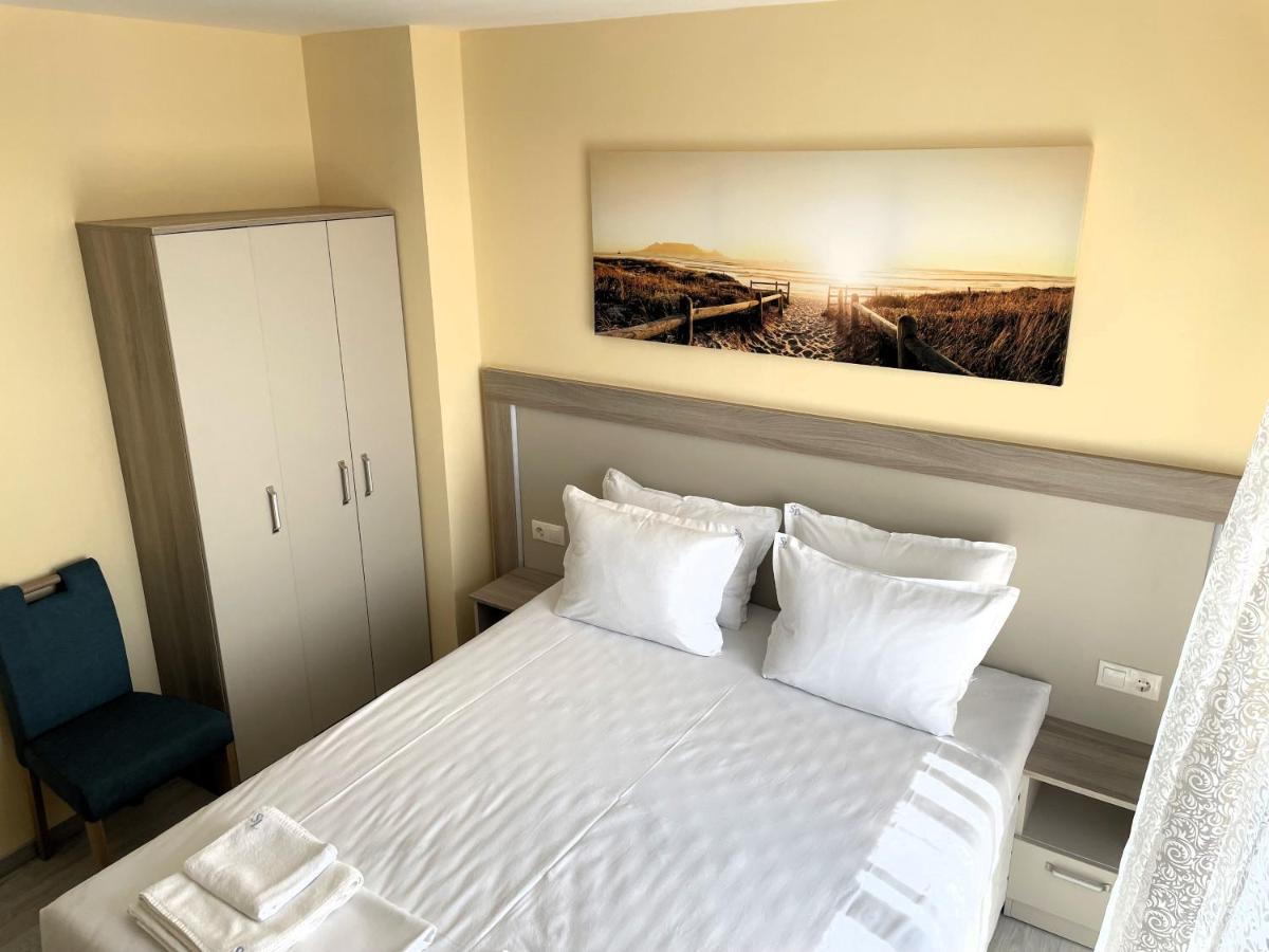 Sea View Apartment Free Parking Primorsko Luaran gambar