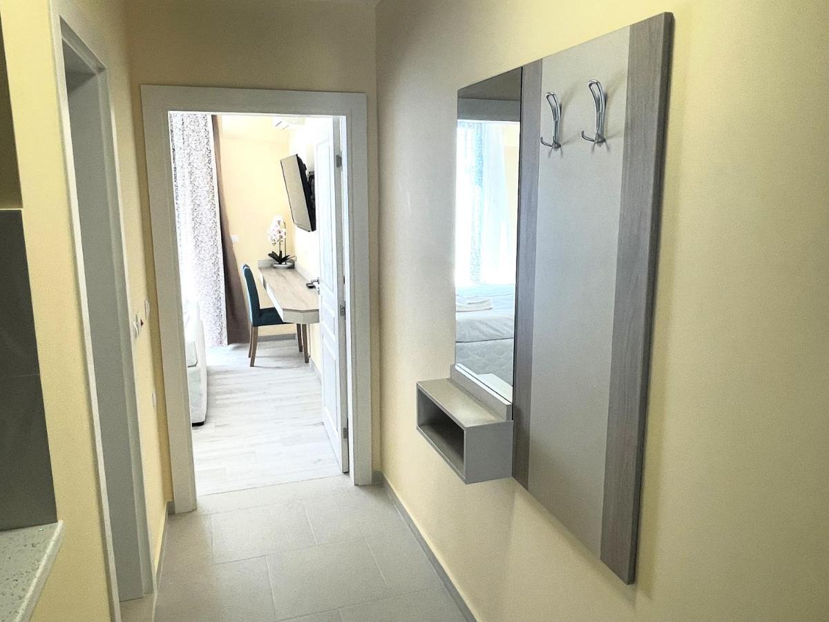 Sea View Apartment Free Parking Primorsko Luaran gambar